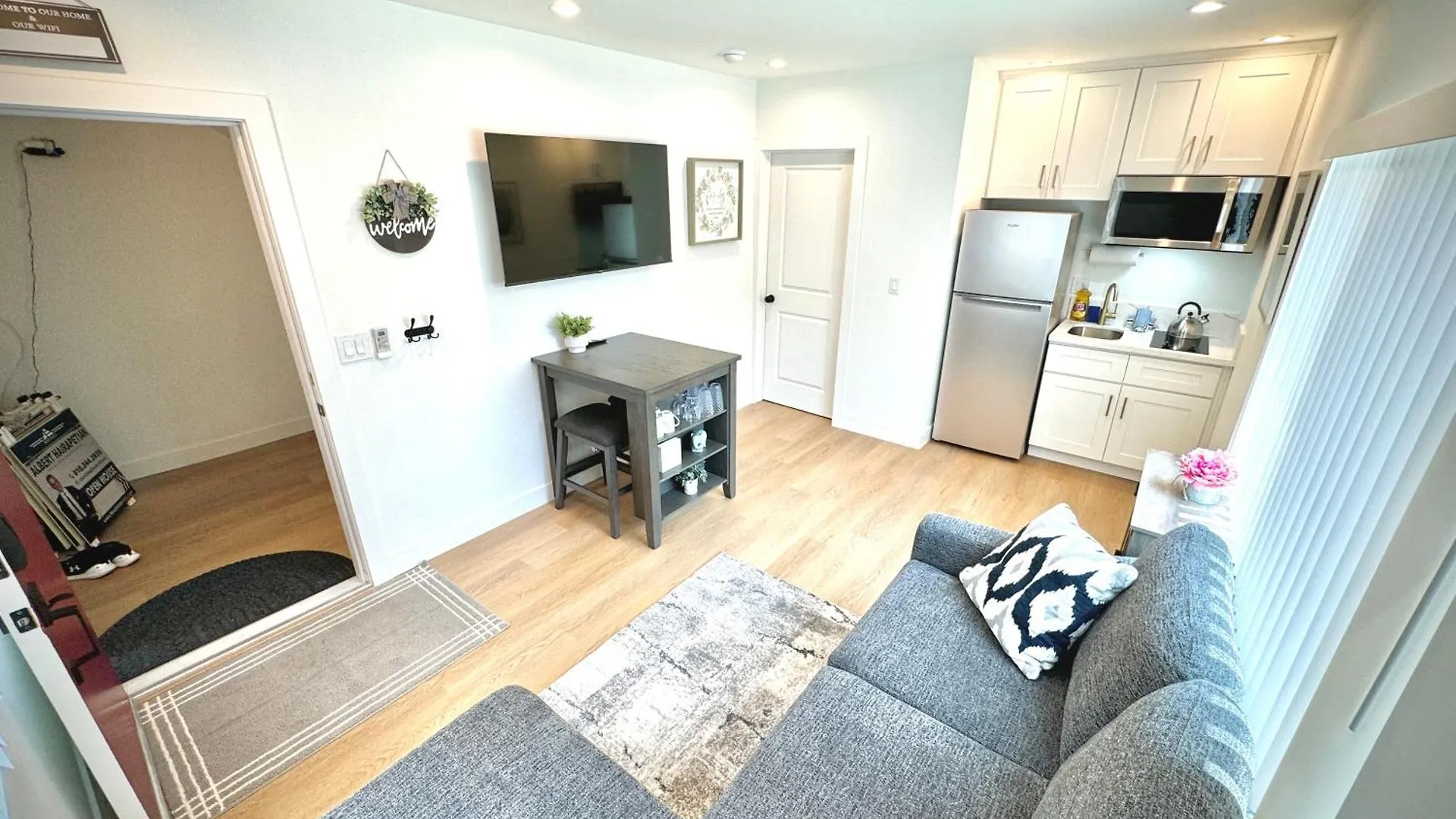 The Riverside Apartments Burbank